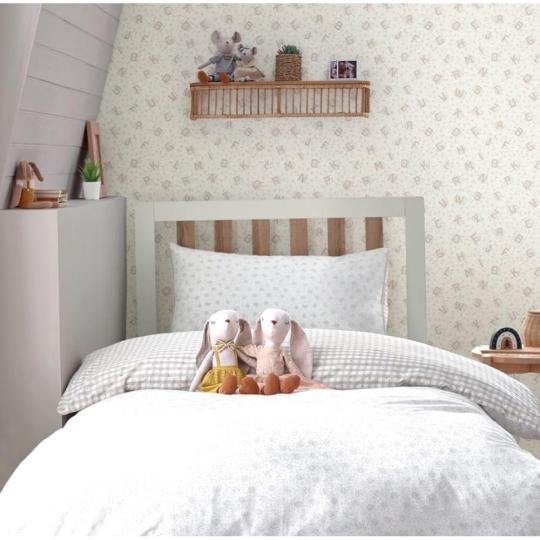 pismenkovy listinovy detska izba tapeta prirodne pastelove svetlosive vintage farmhouse styl pracovny priestor vstupna hala skolska dekoracia.jpg